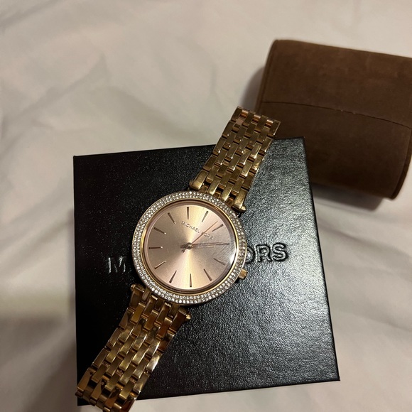 Michael Kors Rose Gold-Tone Glitz Darci Watch - Picture 6 of 9